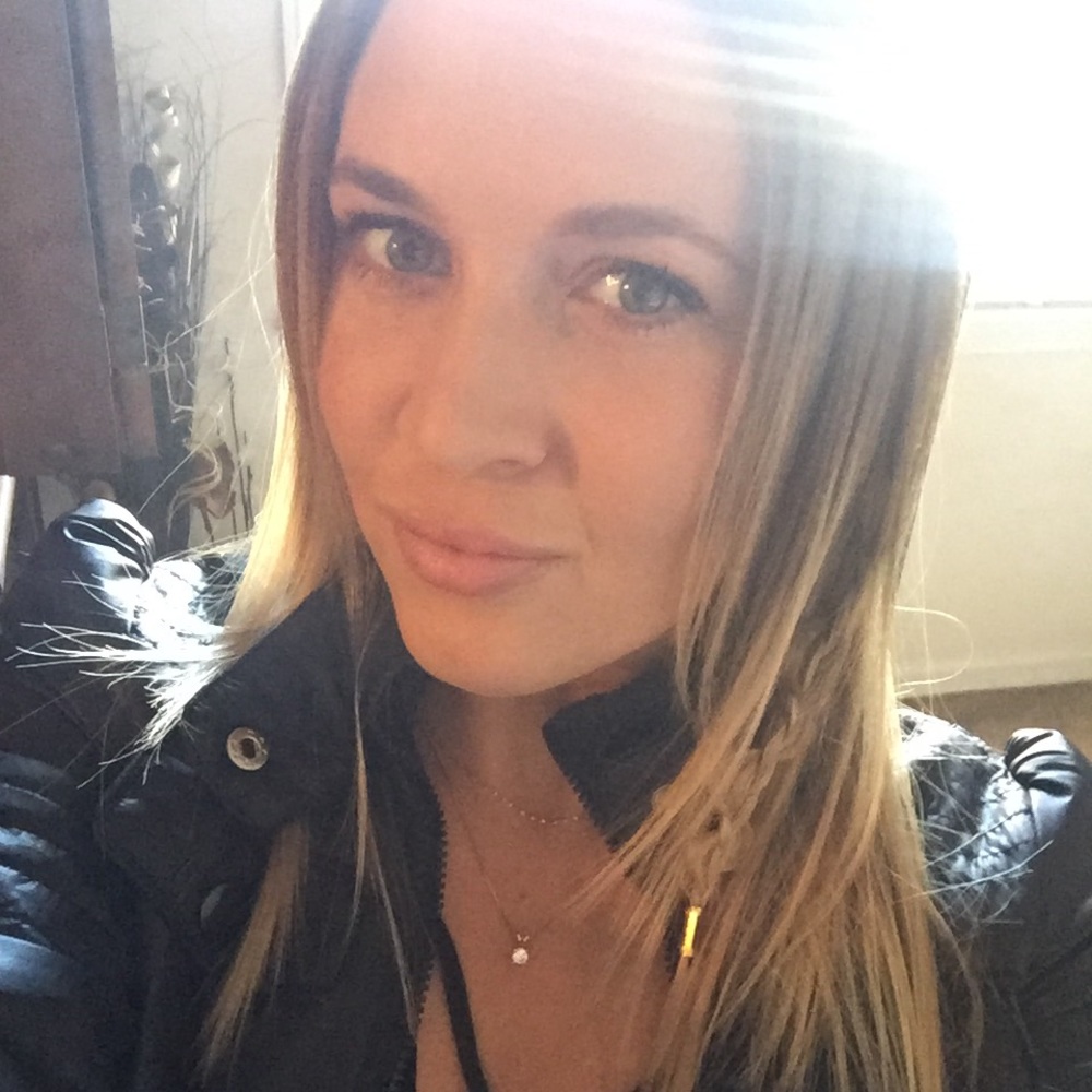 Meet your Posher, Whitney